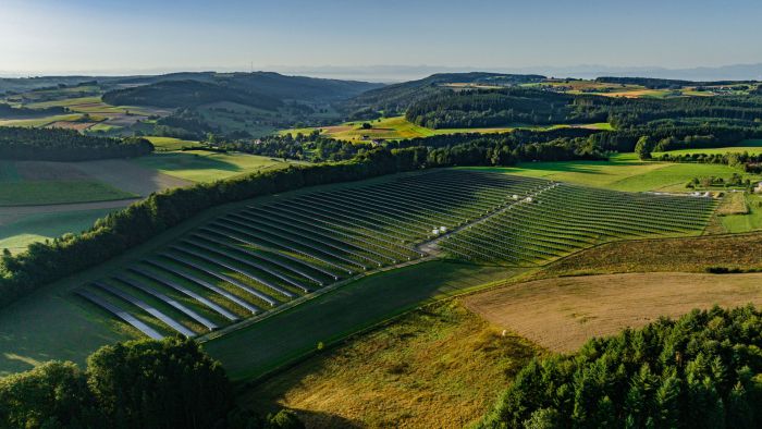 PV-Freiflächenanlage Rickertsreute Ravensburg bee pv GmbH Photovoltaik